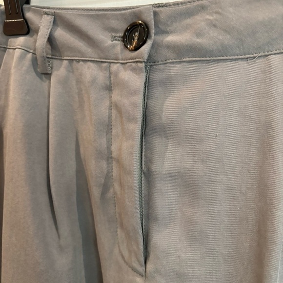 LOUNGE NINE Sz 36 100% Tencel Ditta Shorts in Sedona Sage Green NEW WITH TAGS - Picture 7 of 9